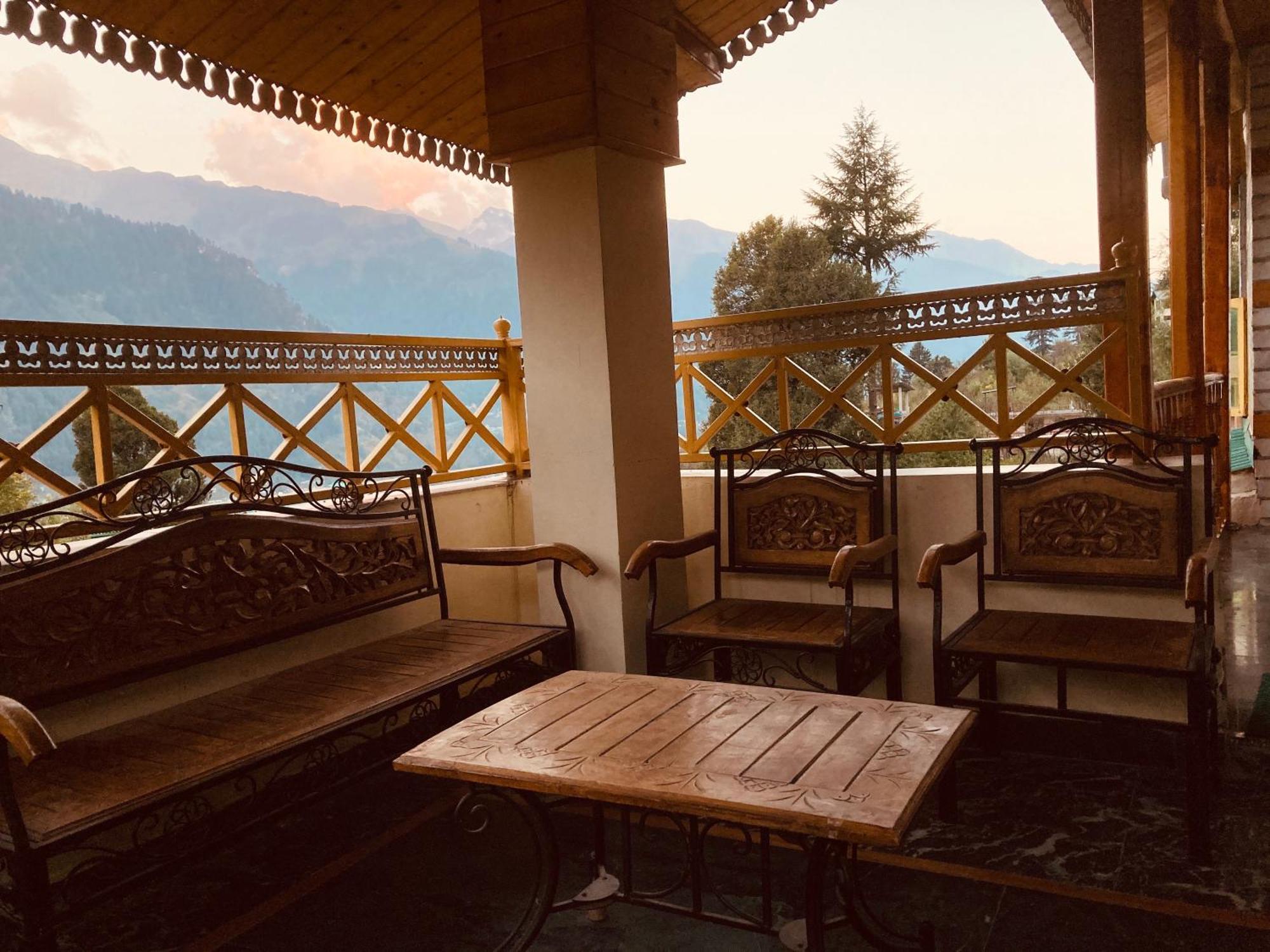 Woods Villa Cottages Manali - 1,2,3,4 Cottages & Villas Available In Manali With Scenic Mountain View Екстериор снимка