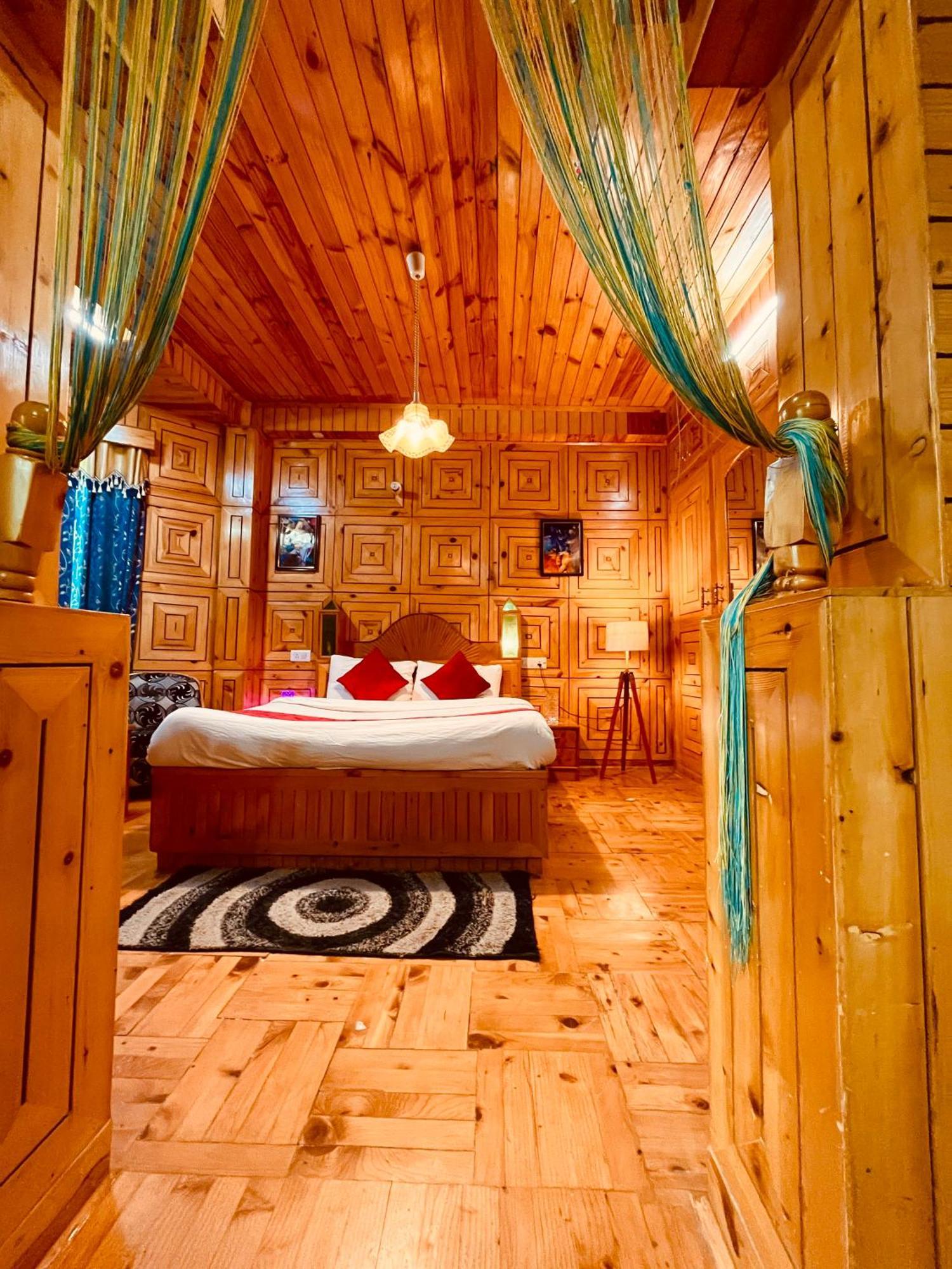 Woods Villa Cottages Manali - 1,2,3,4 Cottages & Villas Available In Manali With Scenic Mountain View Екстериор снимка