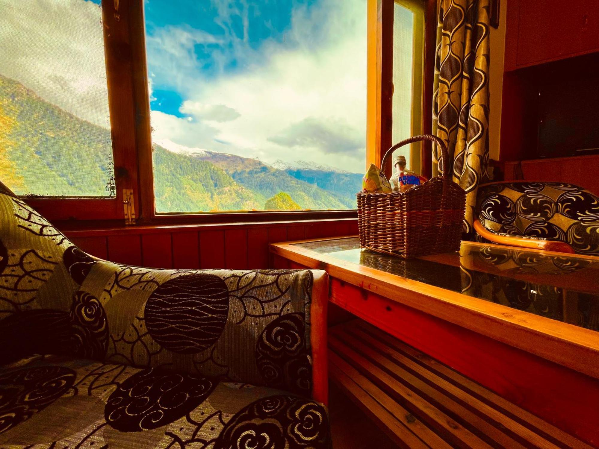 Woods Villa Cottages Manali - 1,2,3,4 Cottages & Villas Available In Manali With Scenic Mountain View Екстериор снимка